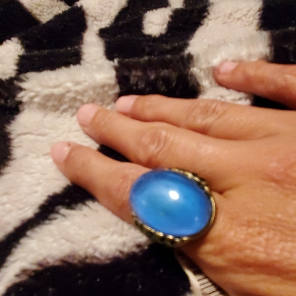 Vintage mood ring